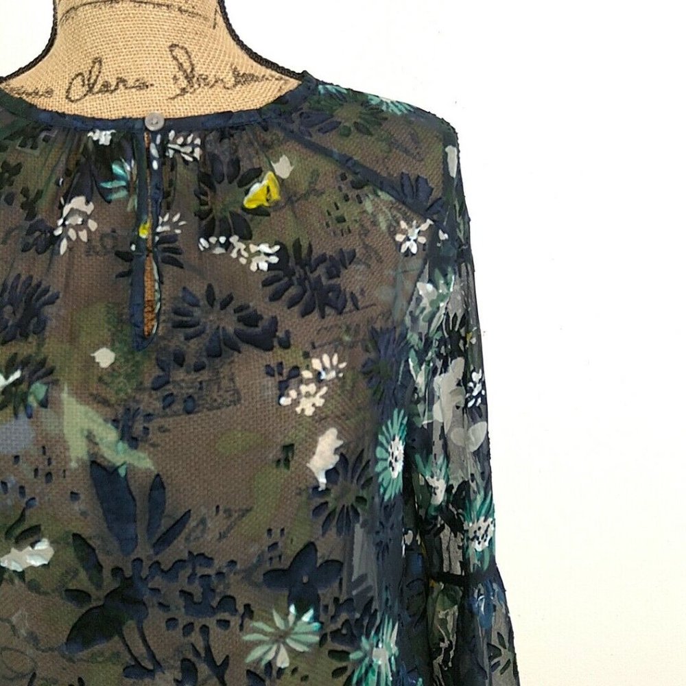 Loft Womens sz XS Top Blouse Blue Floral Sheer Button Keyhole Long Bell Sleeve - Picture 2 of 8